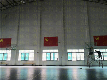 山西臨汾安裝室內掛墻式籃球架完成 山西臨汾安裝室內掛墻式籃球架完成